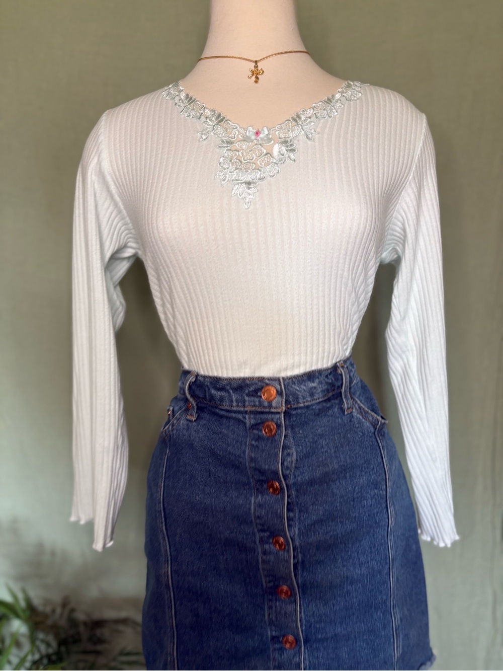 Earth Angels Long Sleeve Top with Lace V-Neck #CottageCore #CoquetteGirl